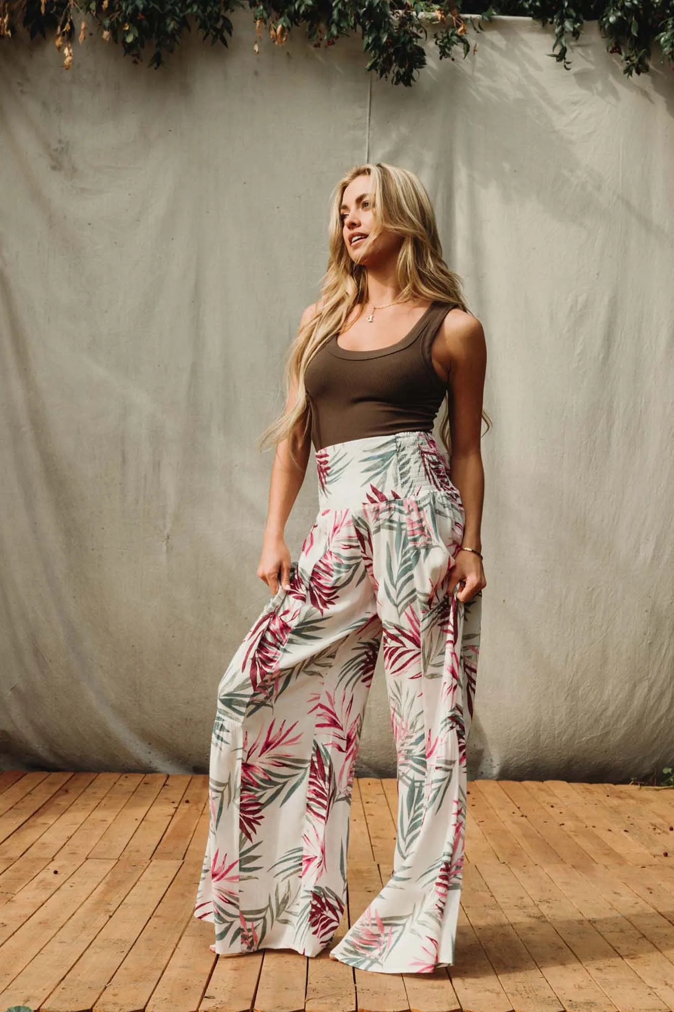 TIE WAIST TIERED WIDE LEG PANT - Natural / Mauve